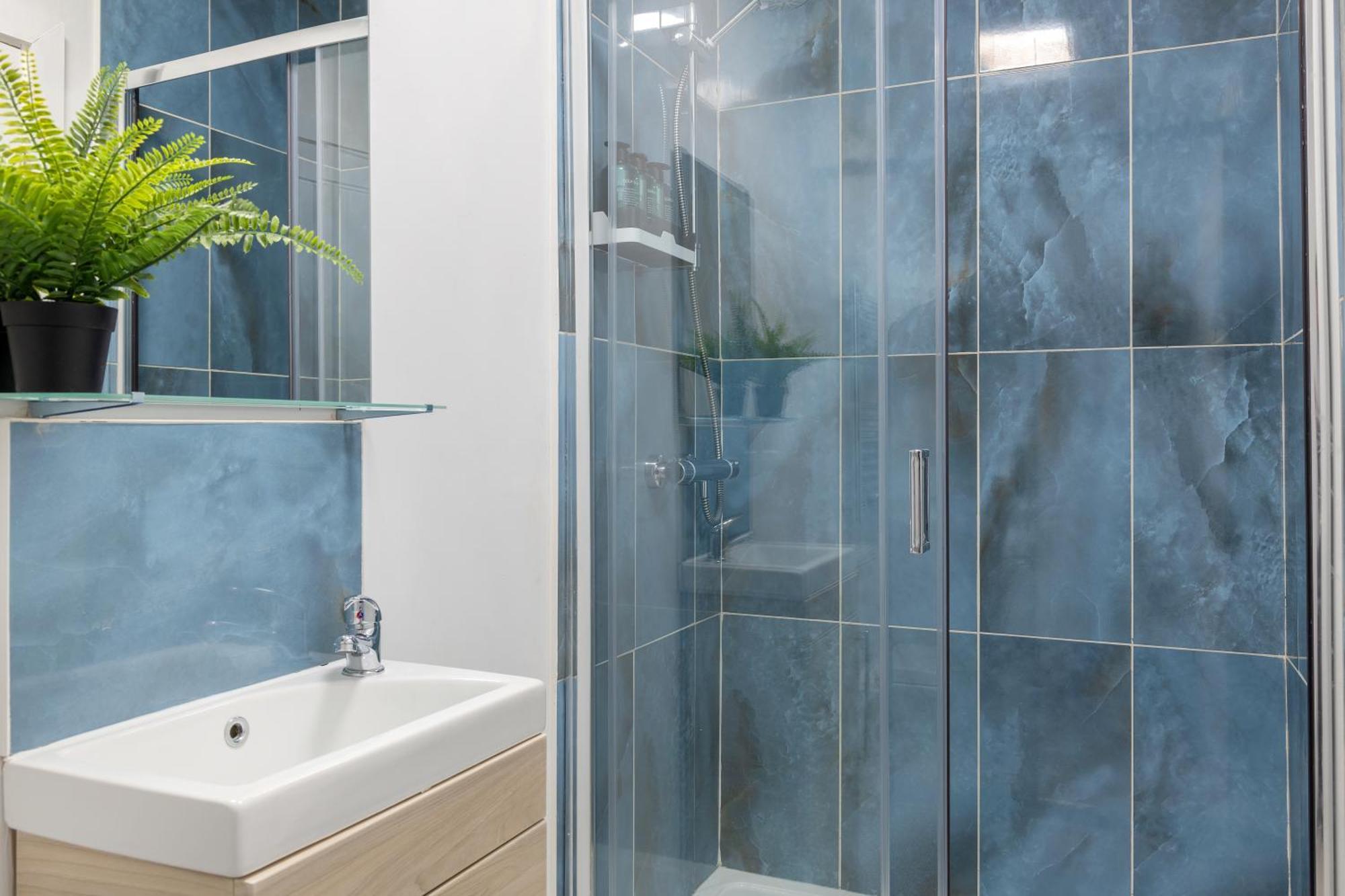 Modern Studio In Central Arnold Нотингам Екстериор снимка